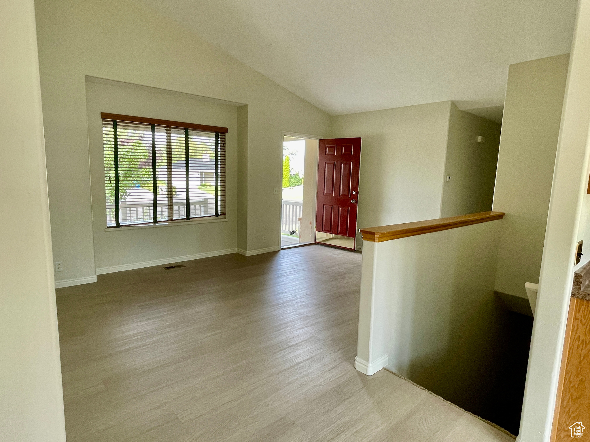 CAPTAINS ISLAND SUB - Residential Lease