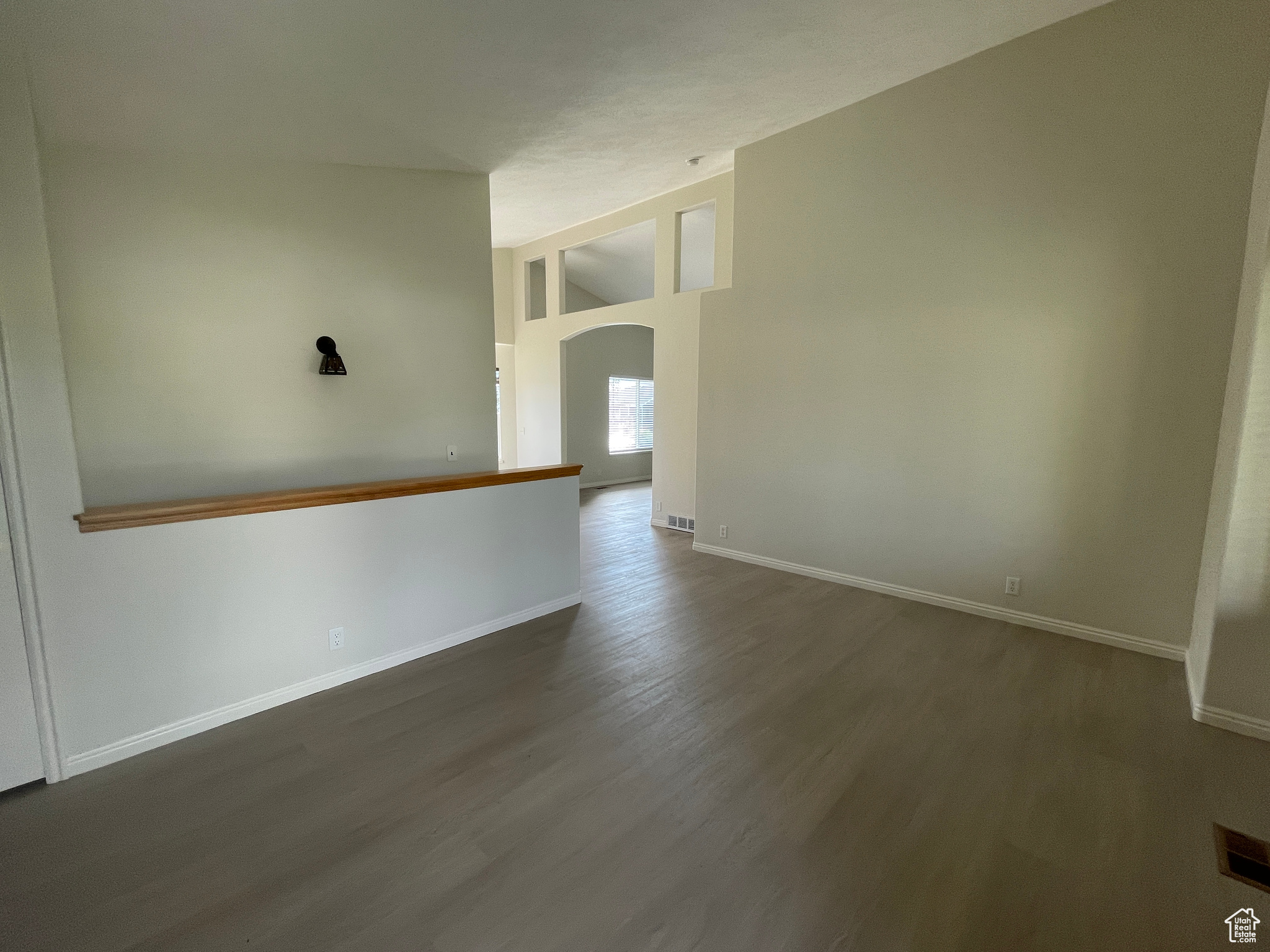 CAPTAINS ISLAND SUB - Residential Lease