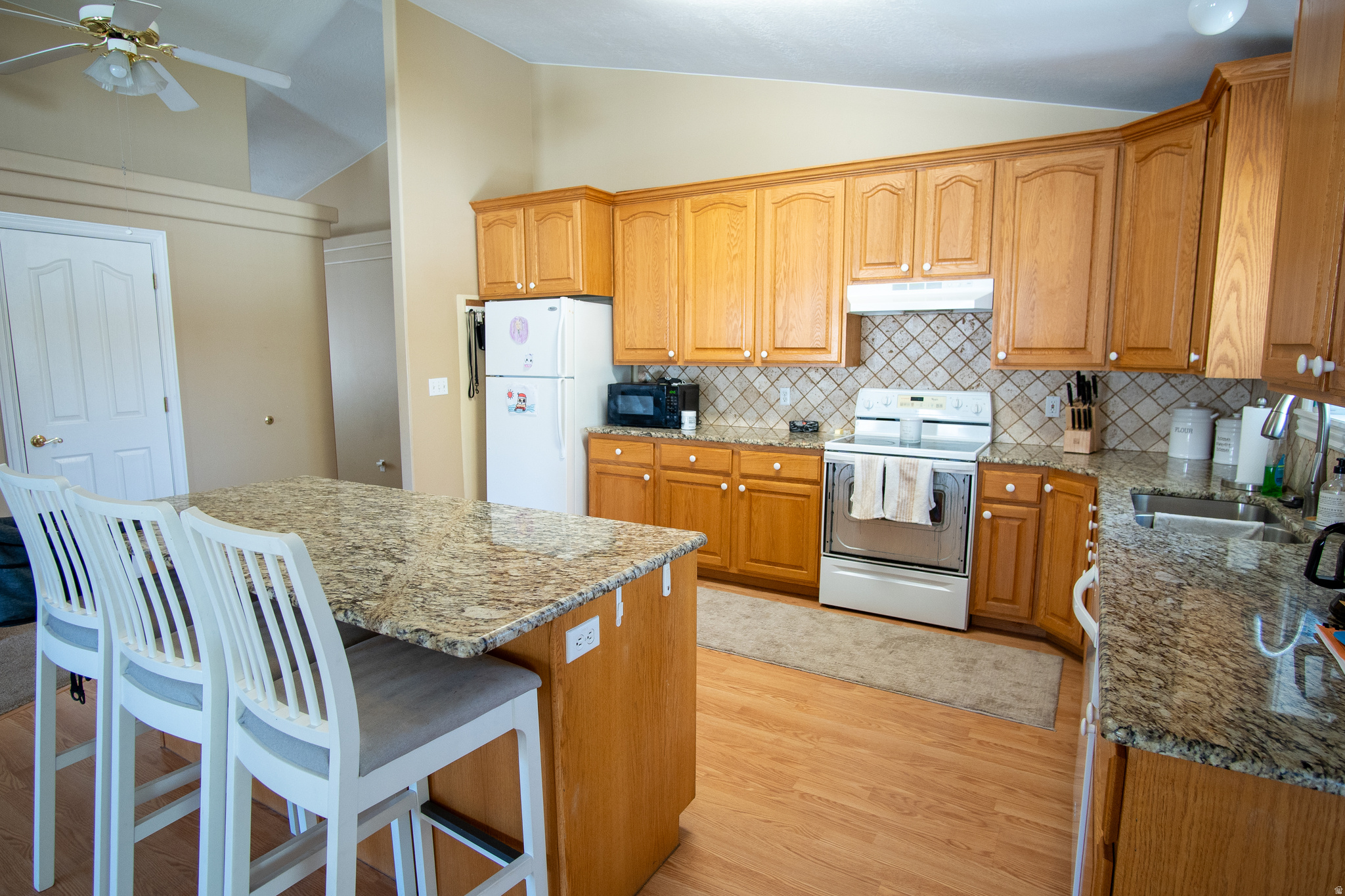 SALINA CREEK ESTATES - Residential