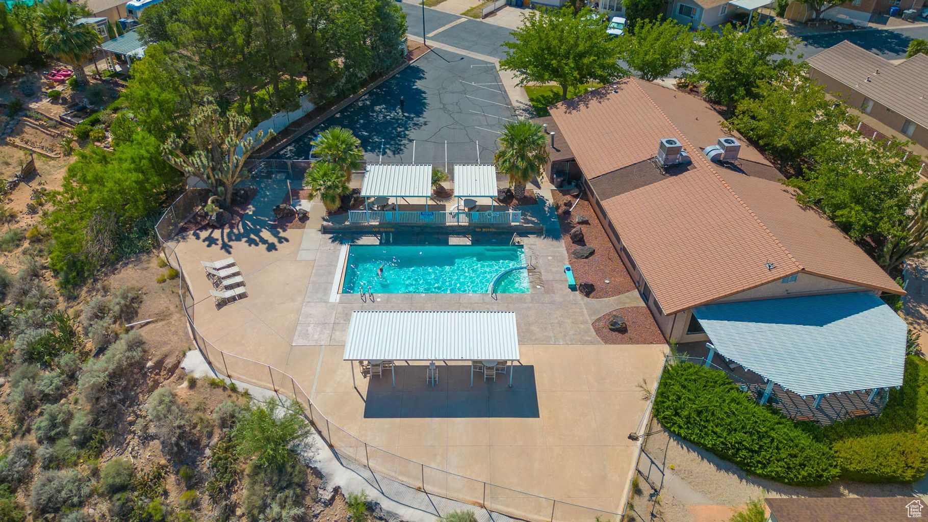 QUAIL LAKE EST AMD - Residential