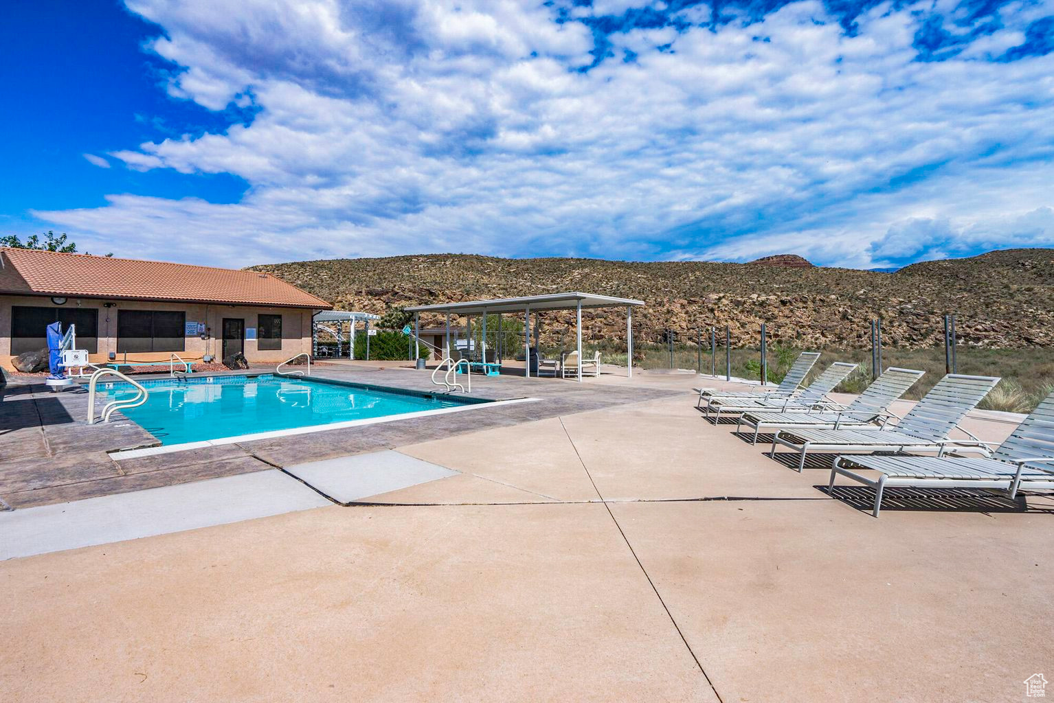 QUAIL LAKE EST AMD - Residential