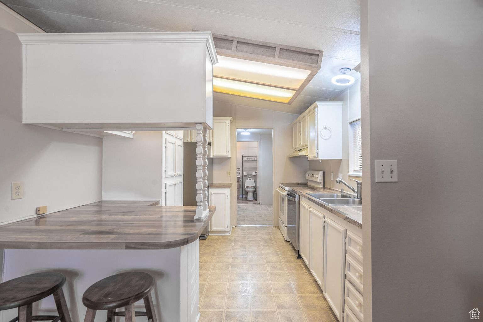 QUAIL LAKE EST AMD - Residential