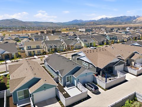 Tiny photo for 6032 W MONOLITH WAY #420, South Jordan, UT 84009 (MLS # 2158690)