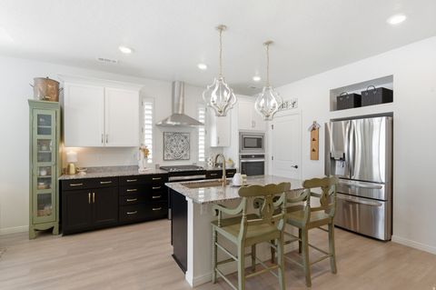 Tiny photo for 6032 W MONOLITH WAY #420, South Jordan, UT 84009 (MLS # 2158690)