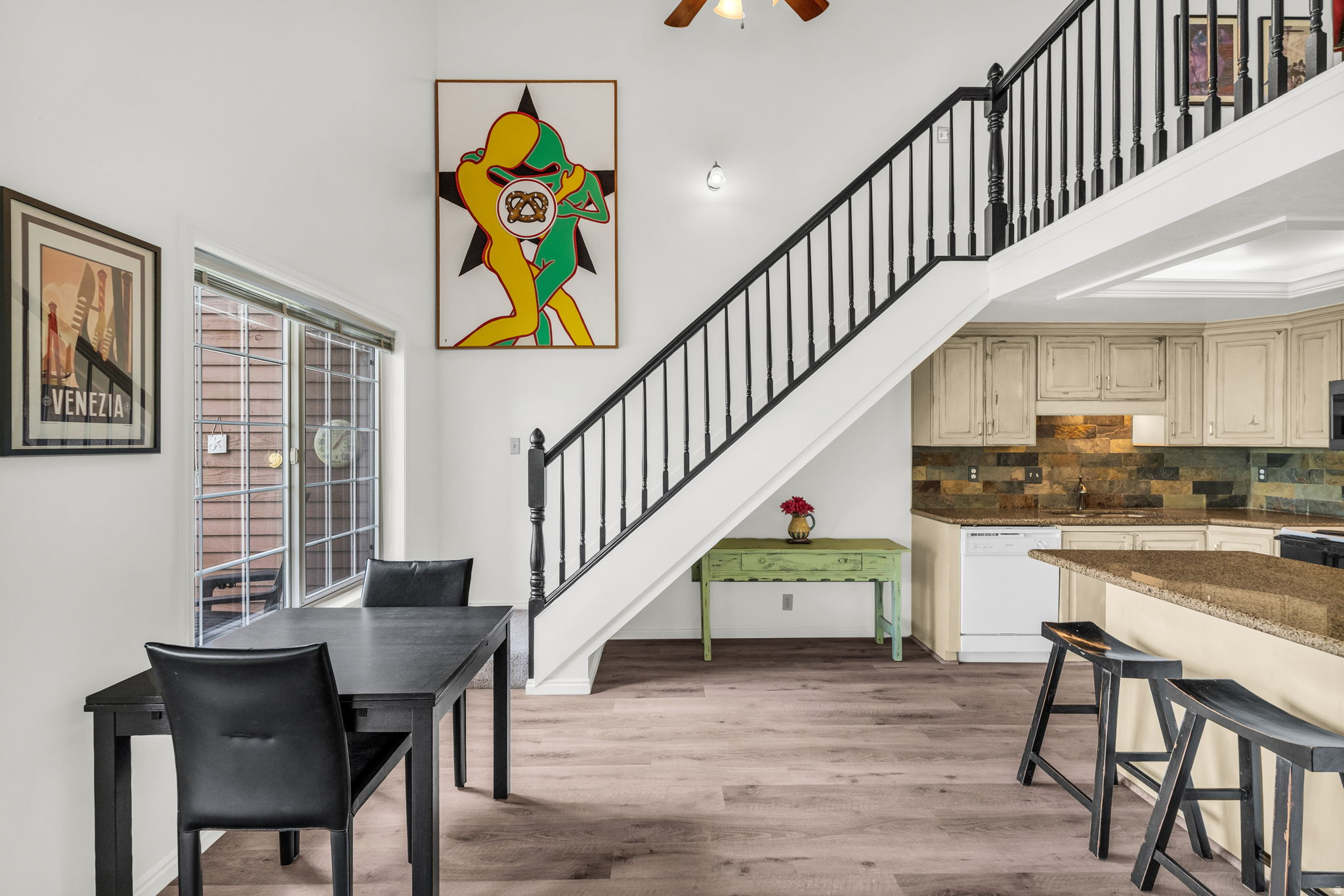 SWISS OAKS - Residential