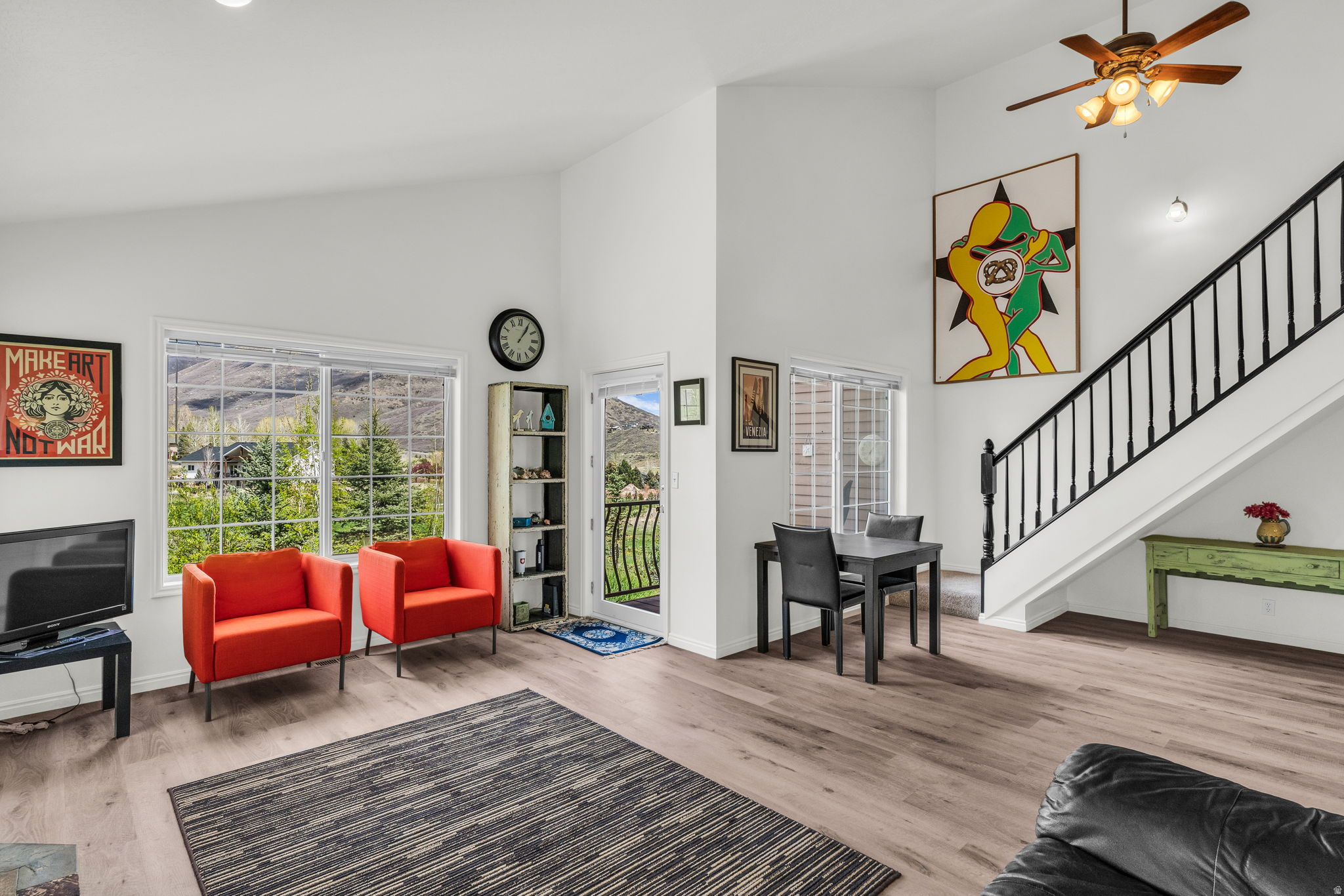 SWISS OAKS - Residential