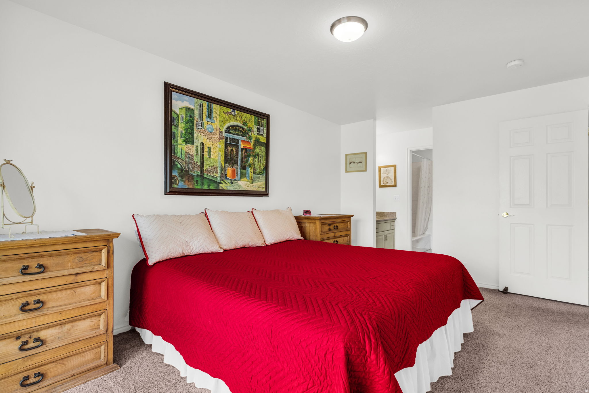 SWISS OAKS - Residential