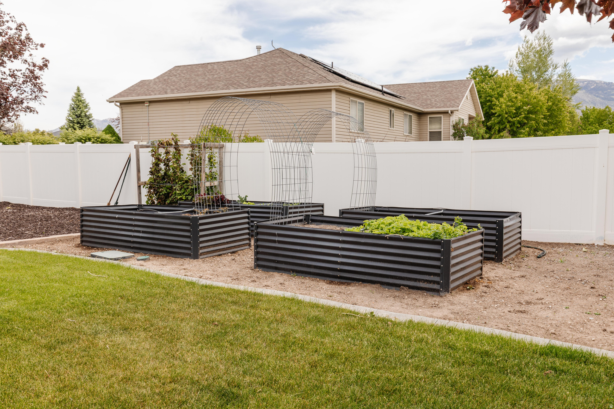 NIBLEY GARDEN - Residential