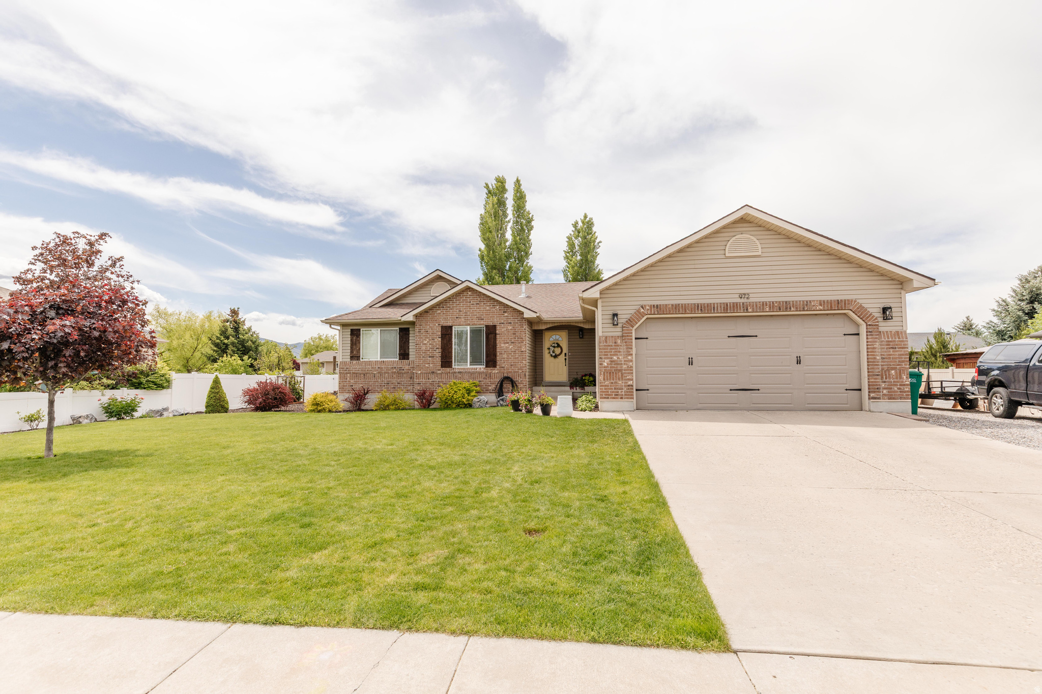 NIBLEY GARDEN - Residential
