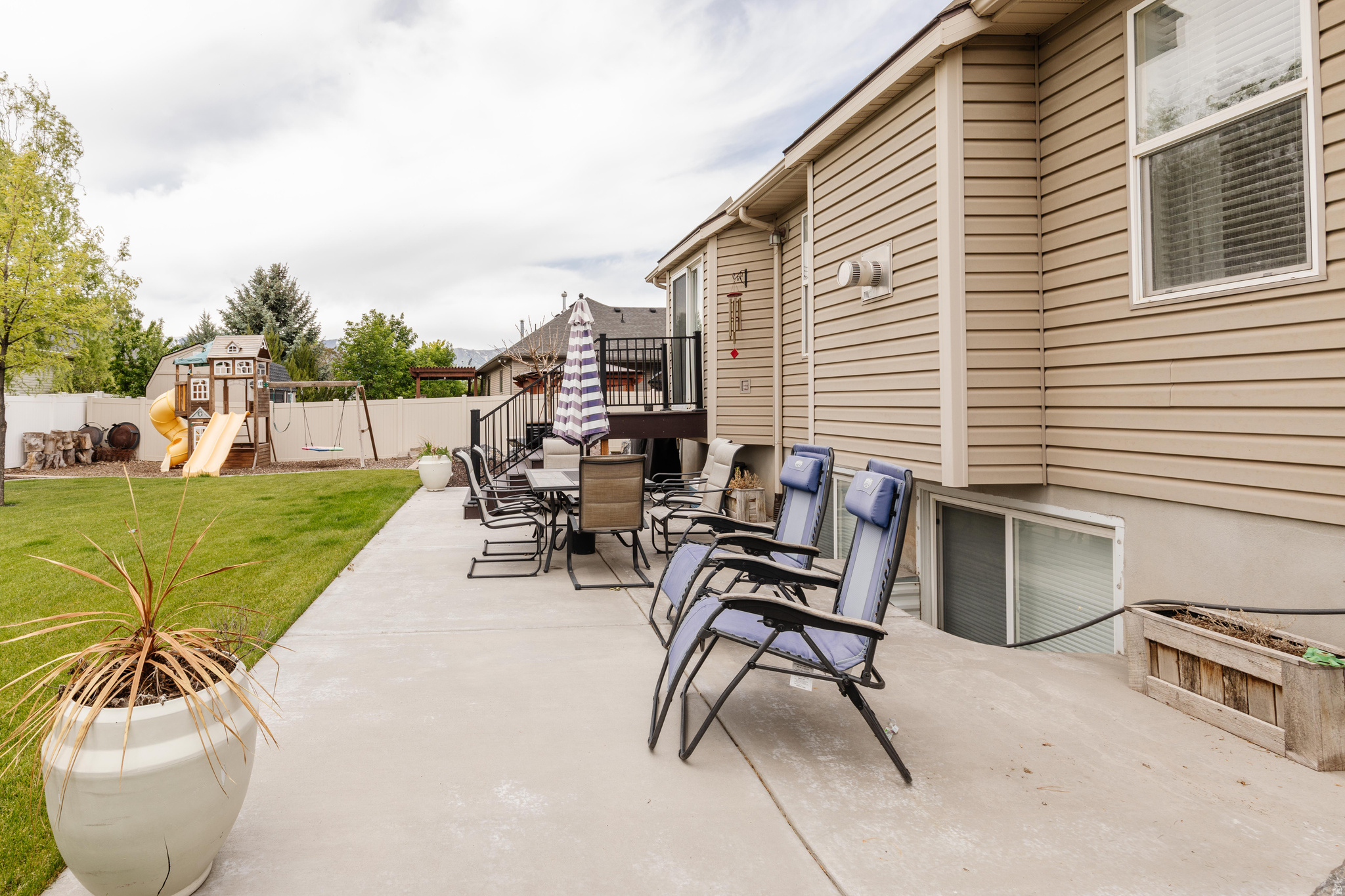 NIBLEY GARDEN - Residential