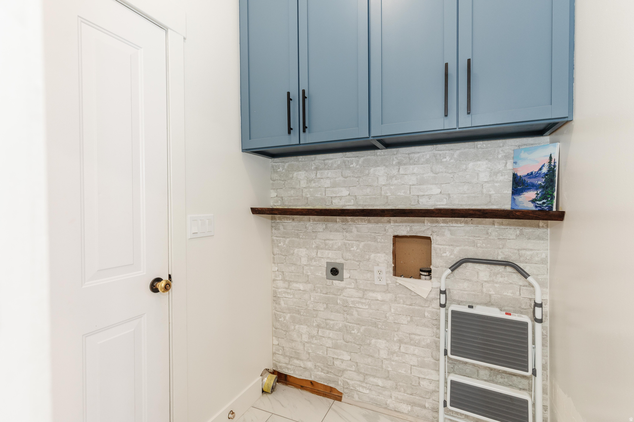 NIBLEY GARDEN - Residential
