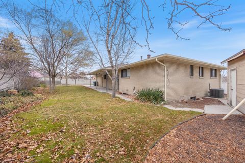 Tiny photo for 4372 S HAWARDEN CIR, West Valley City, UT 84119 (MLS # 2128086)