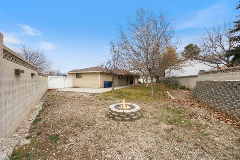 Tiny photo for 4372 S HAWARDEN CIR, West Valley City, UT 84119 (MLS # 2128086)