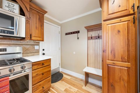 Tiny photo for 4372 S HAWARDEN CIR, West Valley City, UT 84119 (MLS # 2128086)