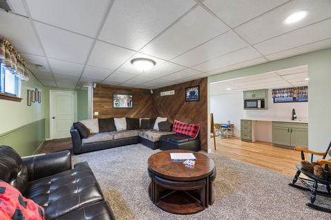 Tiny photo for 4372 S HAWARDEN CIR, West Valley City, UT 84119 (MLS # 2128086)