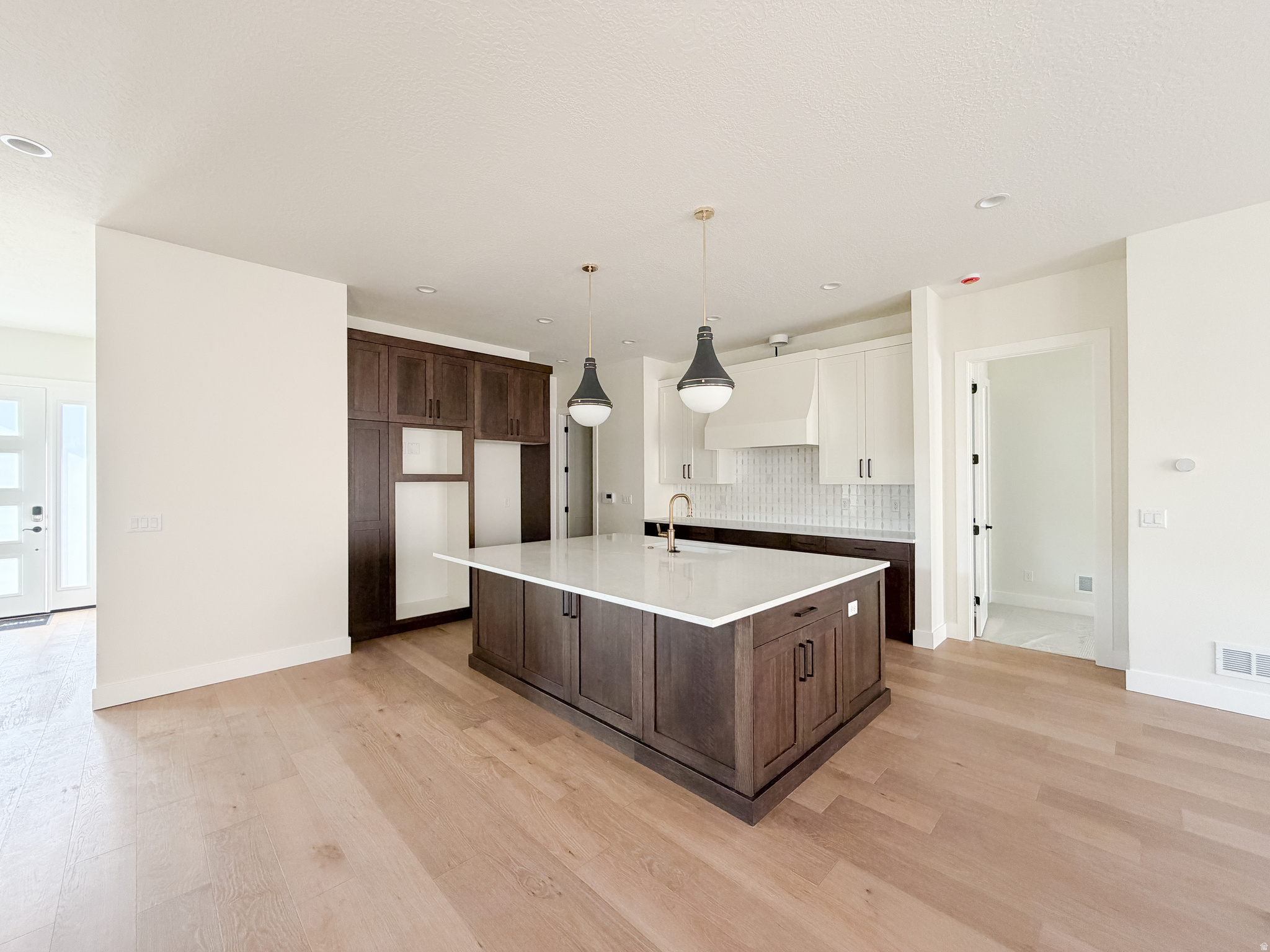 FOX CANYON - Residential