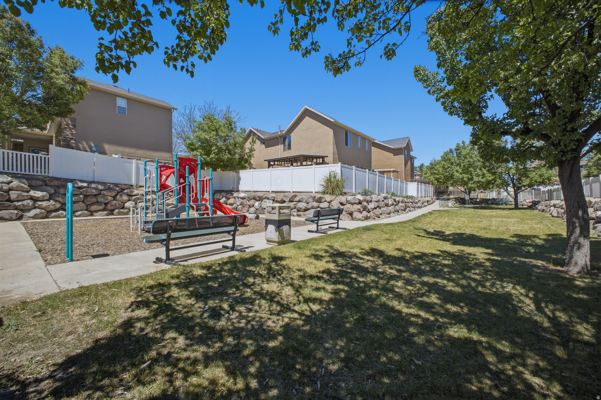 MONARCH MEADOWS - Residential