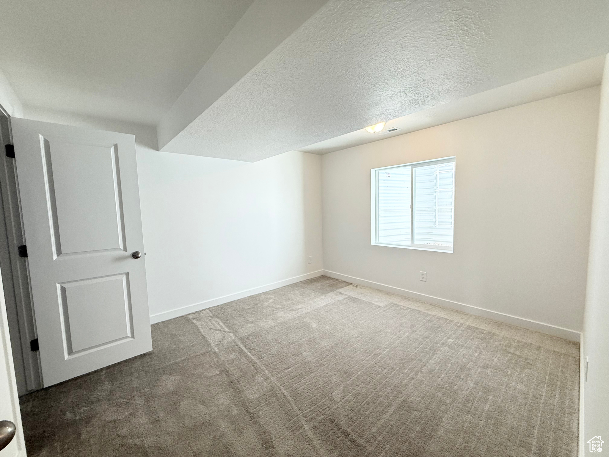7624 S Clipper Hill Rd, West Jordan, Utah image 26