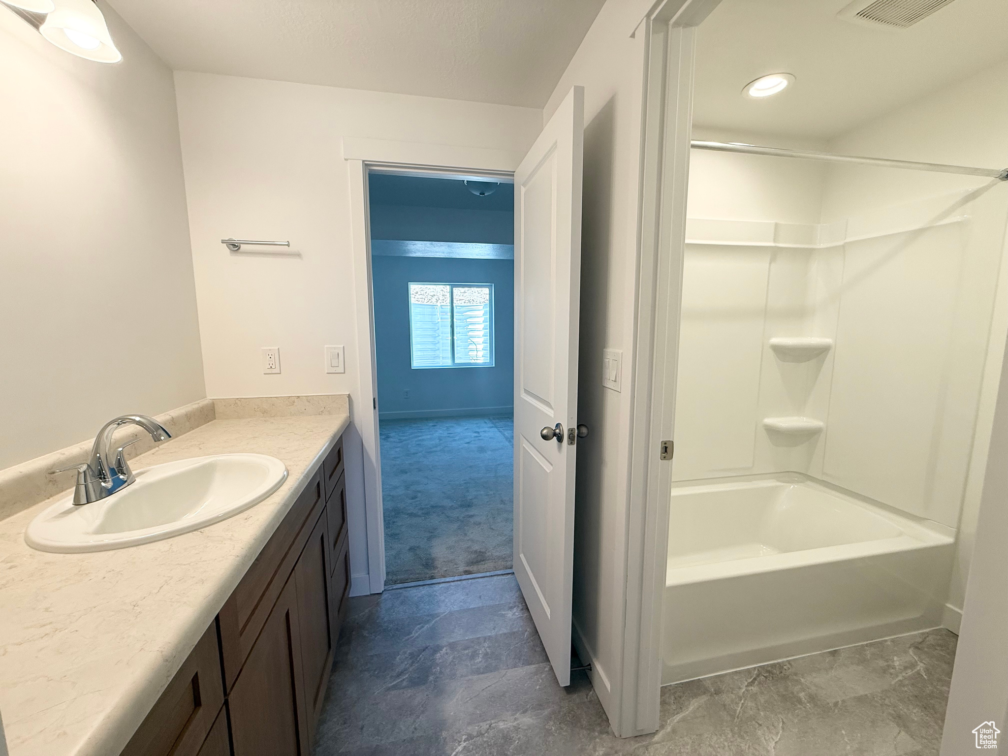 7624 S Clipper Hill Rd, West Jordan, Utah image 28