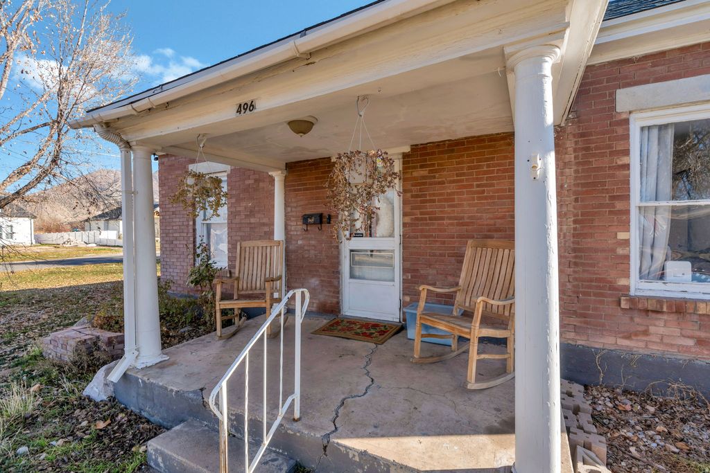 Photo of 496 N 200 E, Nephi, UT 84648 (MLS # 2126774)