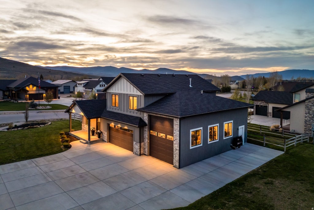 Photo of 862 W HILLTOP CT W, Francis, UT 84036 (MLS # 2167263)