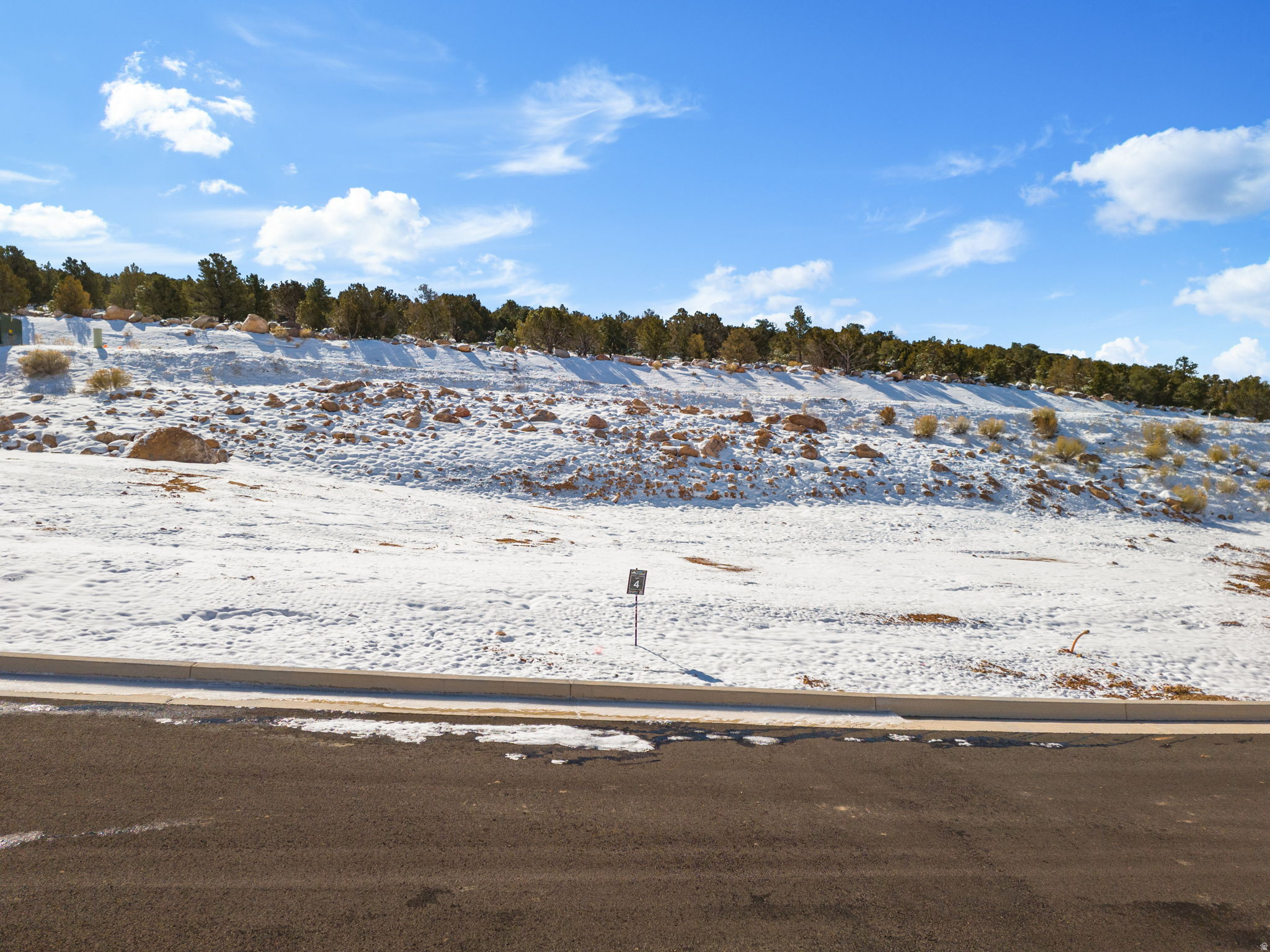 ESTATES AT SOUTH MOUNTAIN - Land