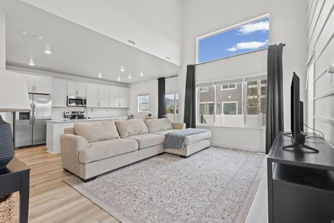 Tiny photo for 1402 S CASTILLO RD, Spanish Fork, UT 84660 (MLS # 2145565)