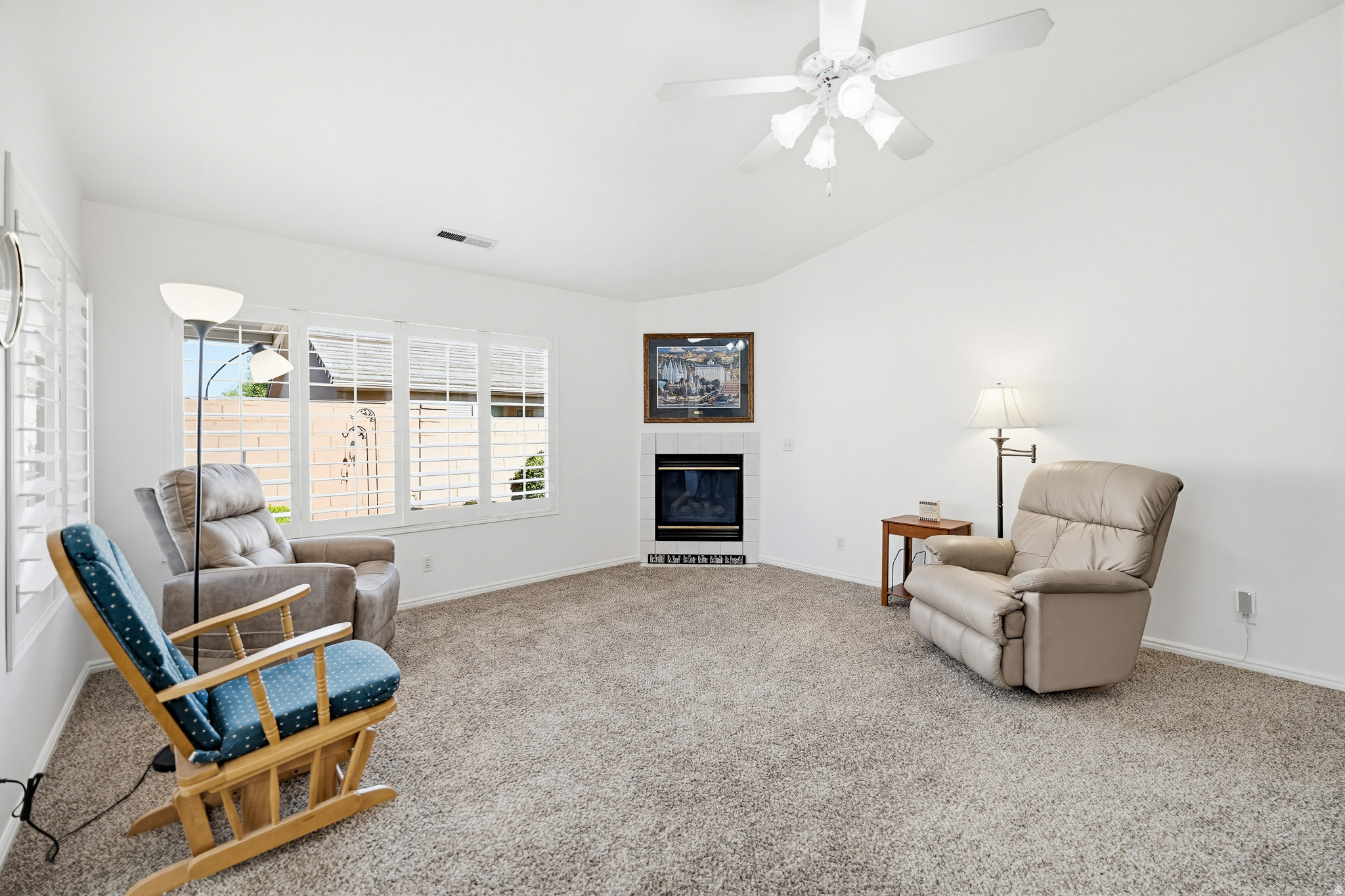 PADRE LAKES TH 3 - Residential