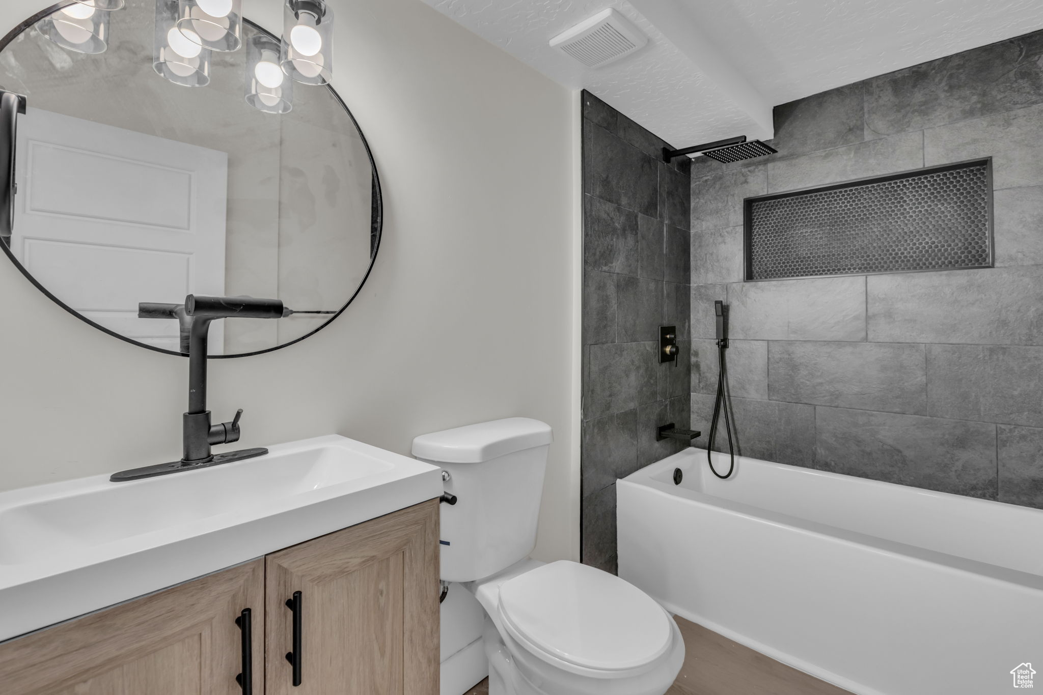 WHITE CITY - Residential