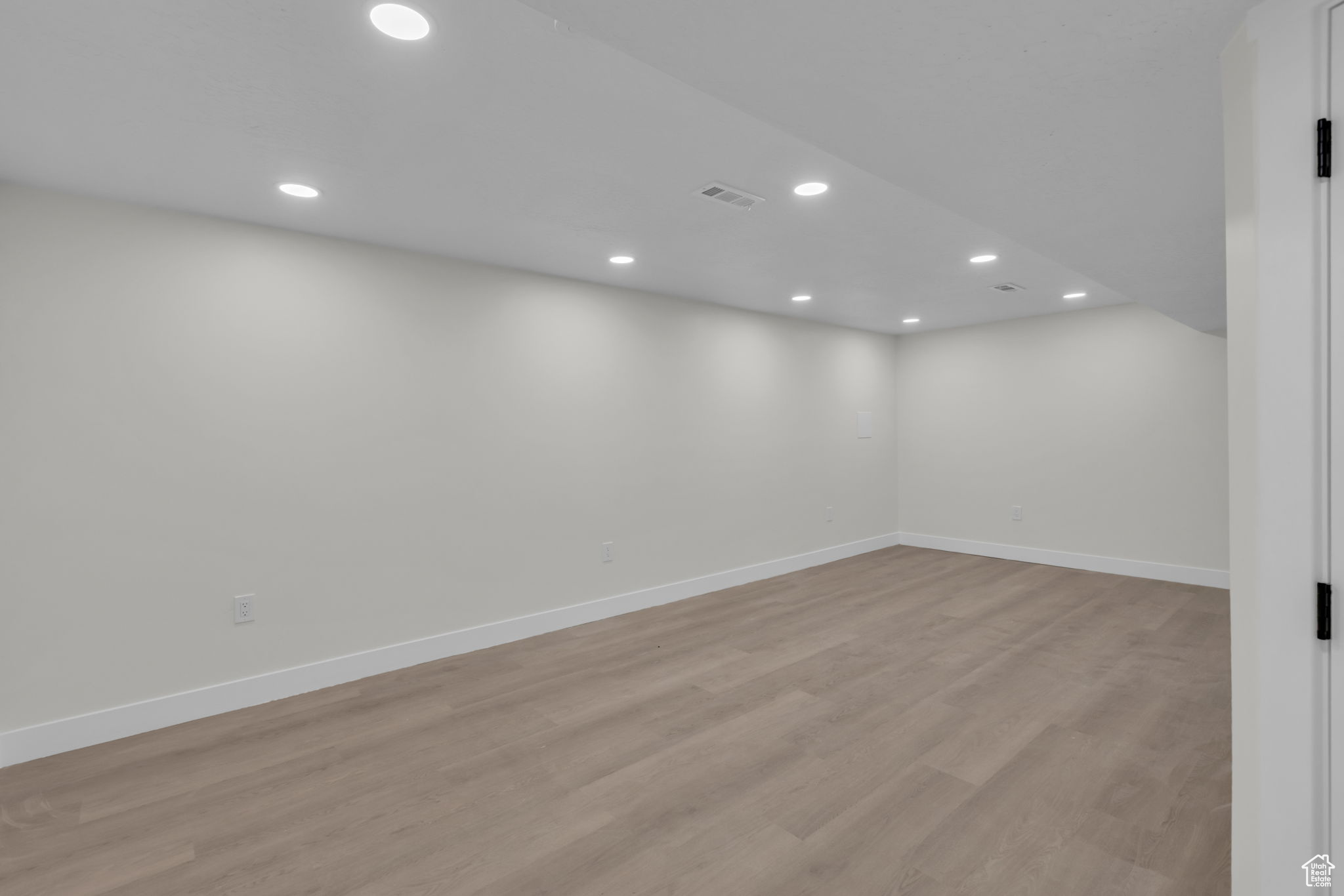 WHITE CITY - Residential