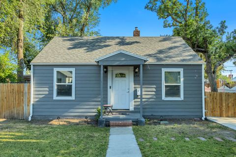 Photo of 130 E SUNSET AVE, South Salt Lake, UT 84115 (MLS # 2167517)