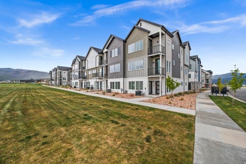 Townhouse For Sale - 1851 S 920<br/> Heber City, UT 84032