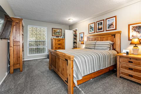 Tiny photo for 2010 S LAURELHURST DR #A, Salt Lake City, UT 84108 (MLS # 2139009)