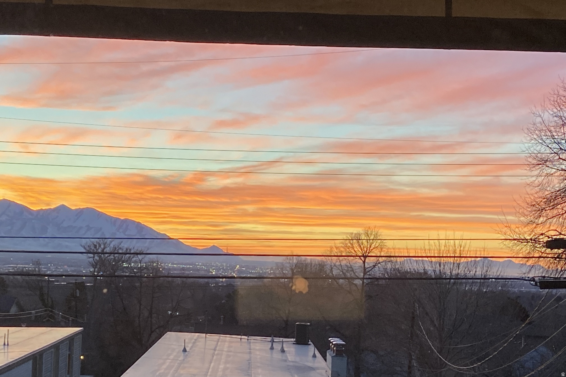 LAURELHURST CONDM - Residential