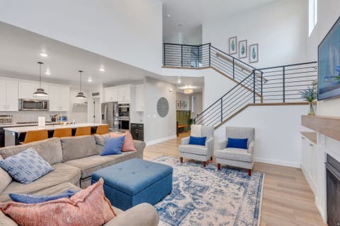 Tiny photo for 3452 S MAPLETON HEIGHTS DR, Mapleton, UT 84664 (MLS # 2178915)