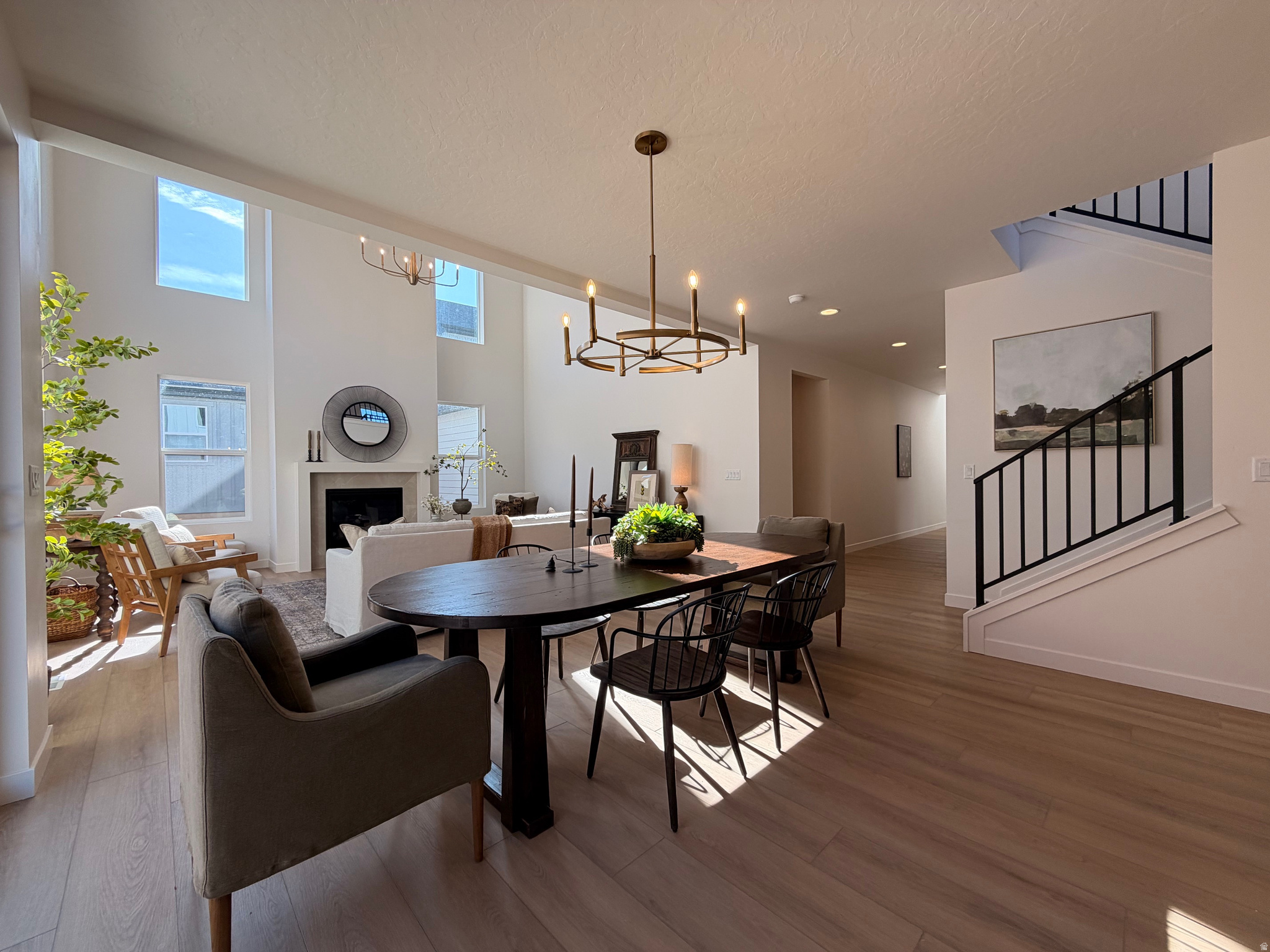 CANYON POINT - Residential