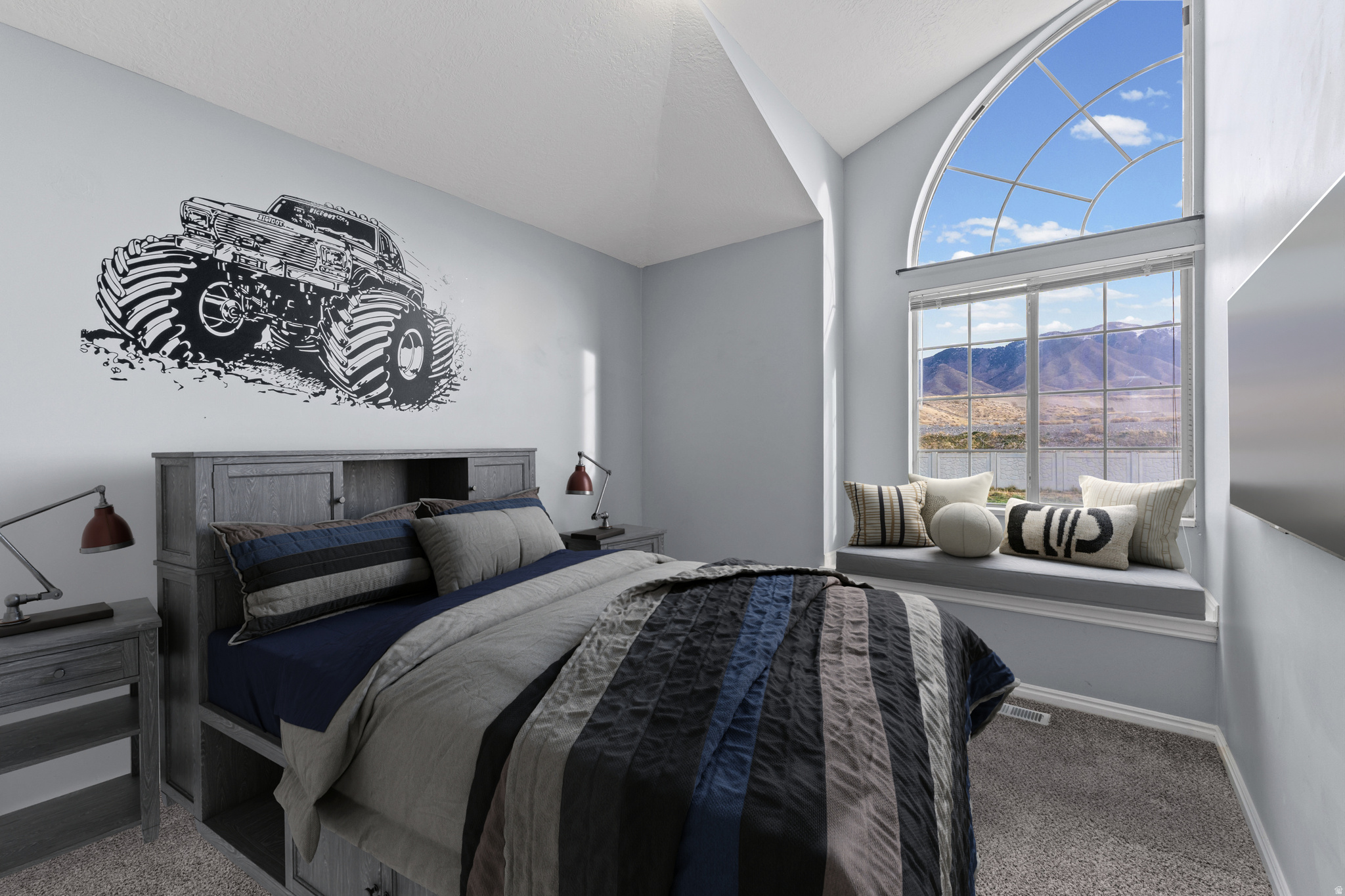 COUNTRY CLUB - Residential