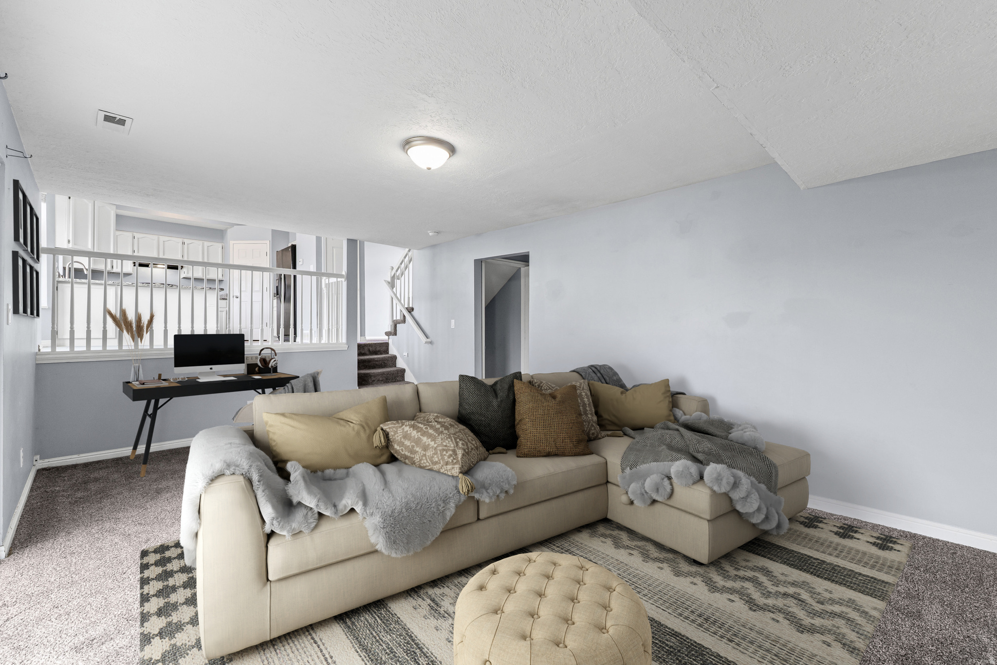 COUNTRY CLUB - Residential