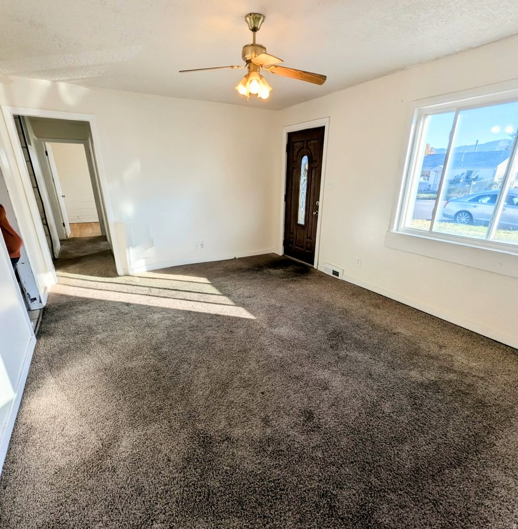 Photo of 390 S 320 W, Tooele, UT 84074 (MLS # 2126989)