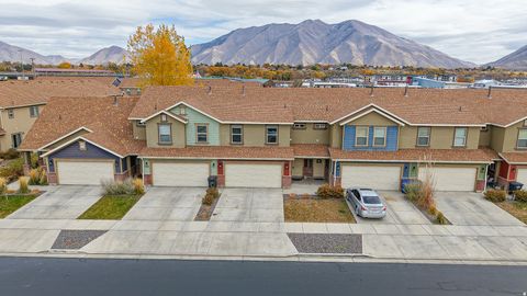 Photo of 691 S 260 W, Spanish Fork, UT 84660 (MLS # 2138119)