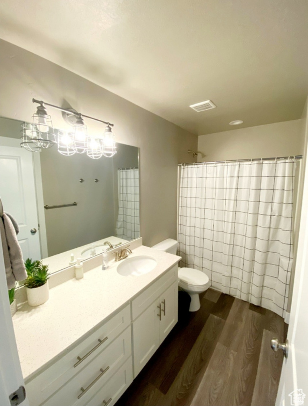 279 W Seasons Ln, Garden City, Utah image 10