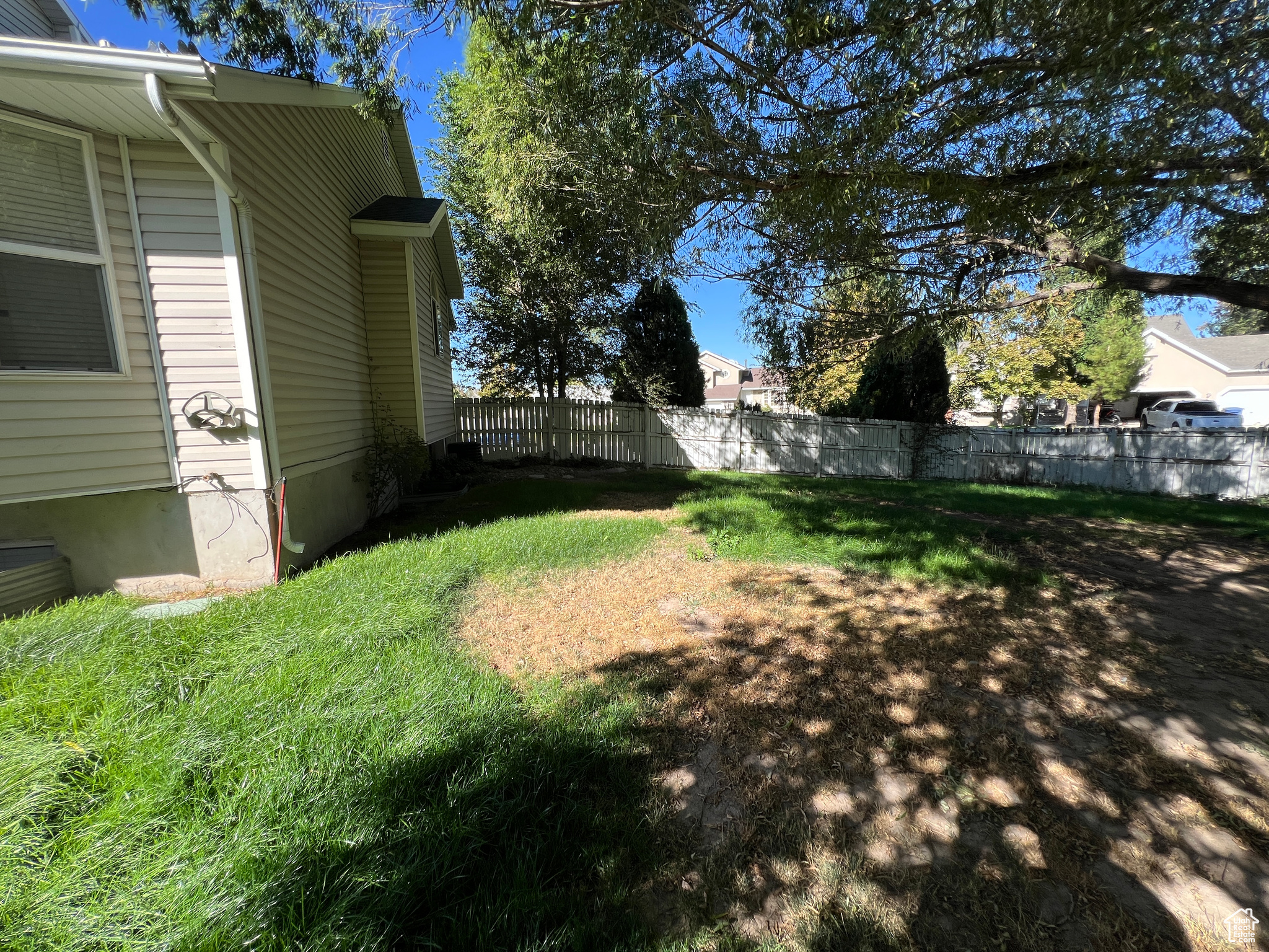 AMERWOOD VILLAGE - Residential