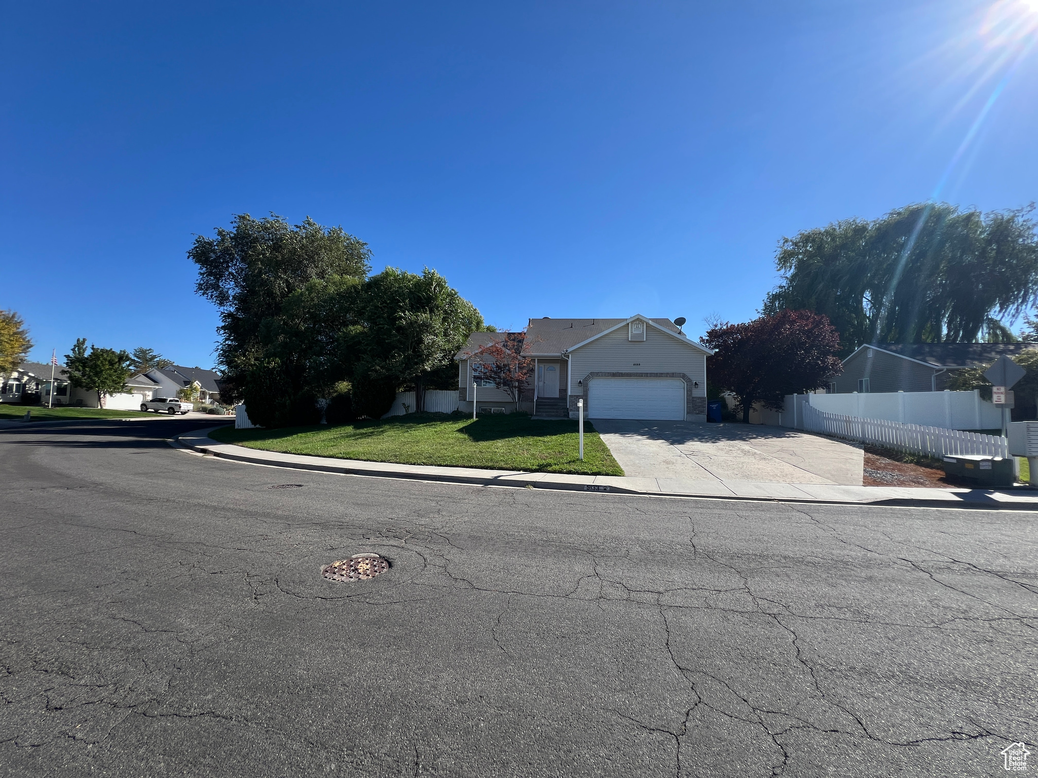 AMERWOOD VILLAGE - Residential