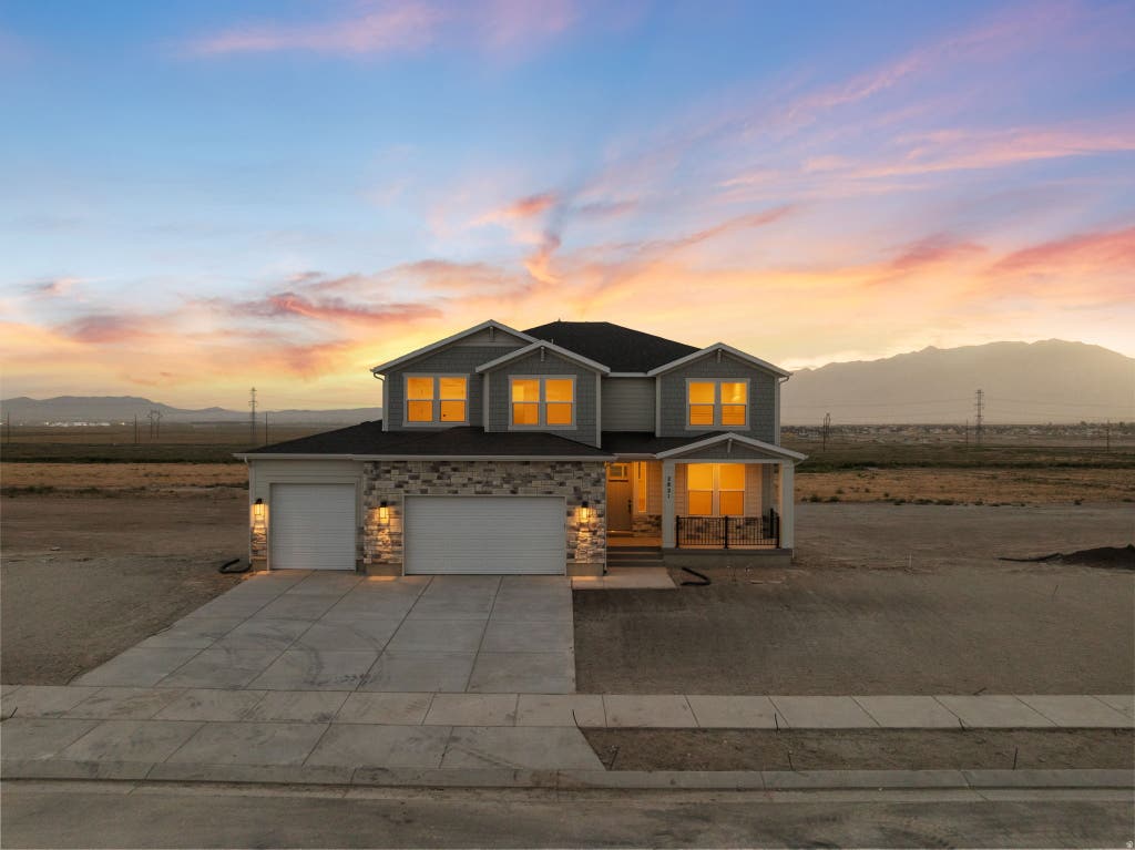 Photo of 2821 N SCARLET ROAD RD #149, Eagle Mountain, UT 84005 (MLS # 2169504)
