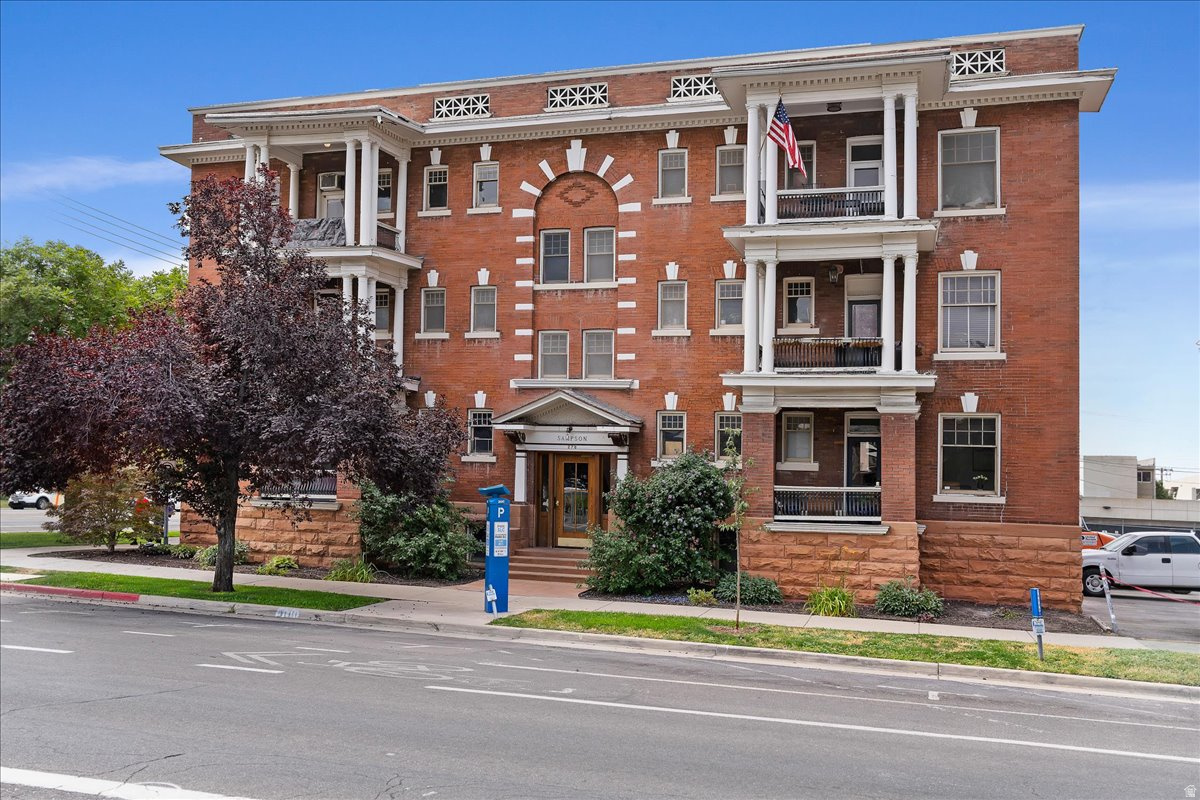 SAMPSON ALTADENA CON - Residential