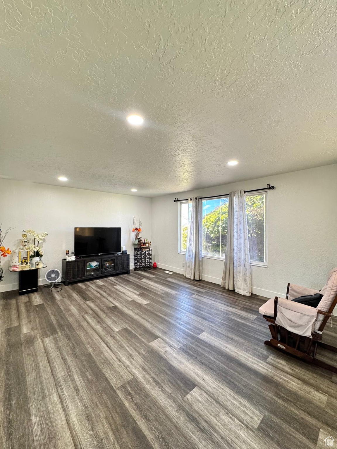 HILLSDALE SUB - Residential