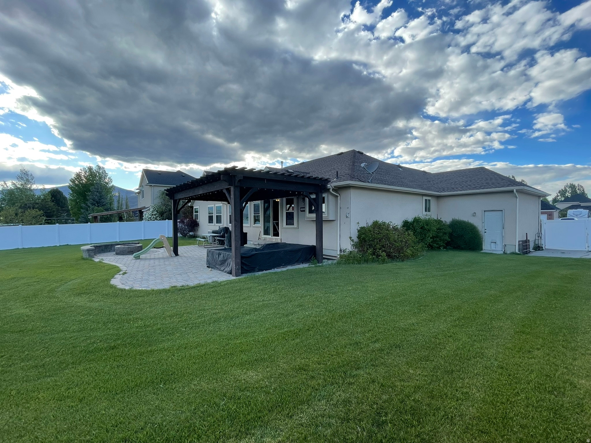 ALPINE MEADOWS - Residential