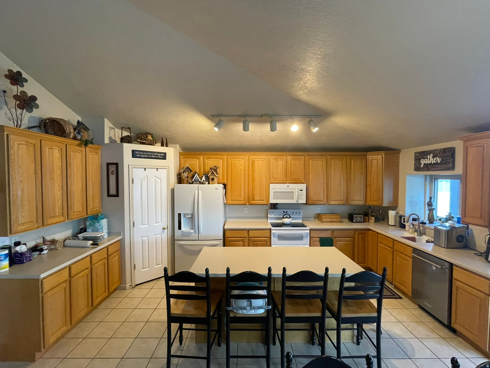 ALPINE MEADOWS - Residential
