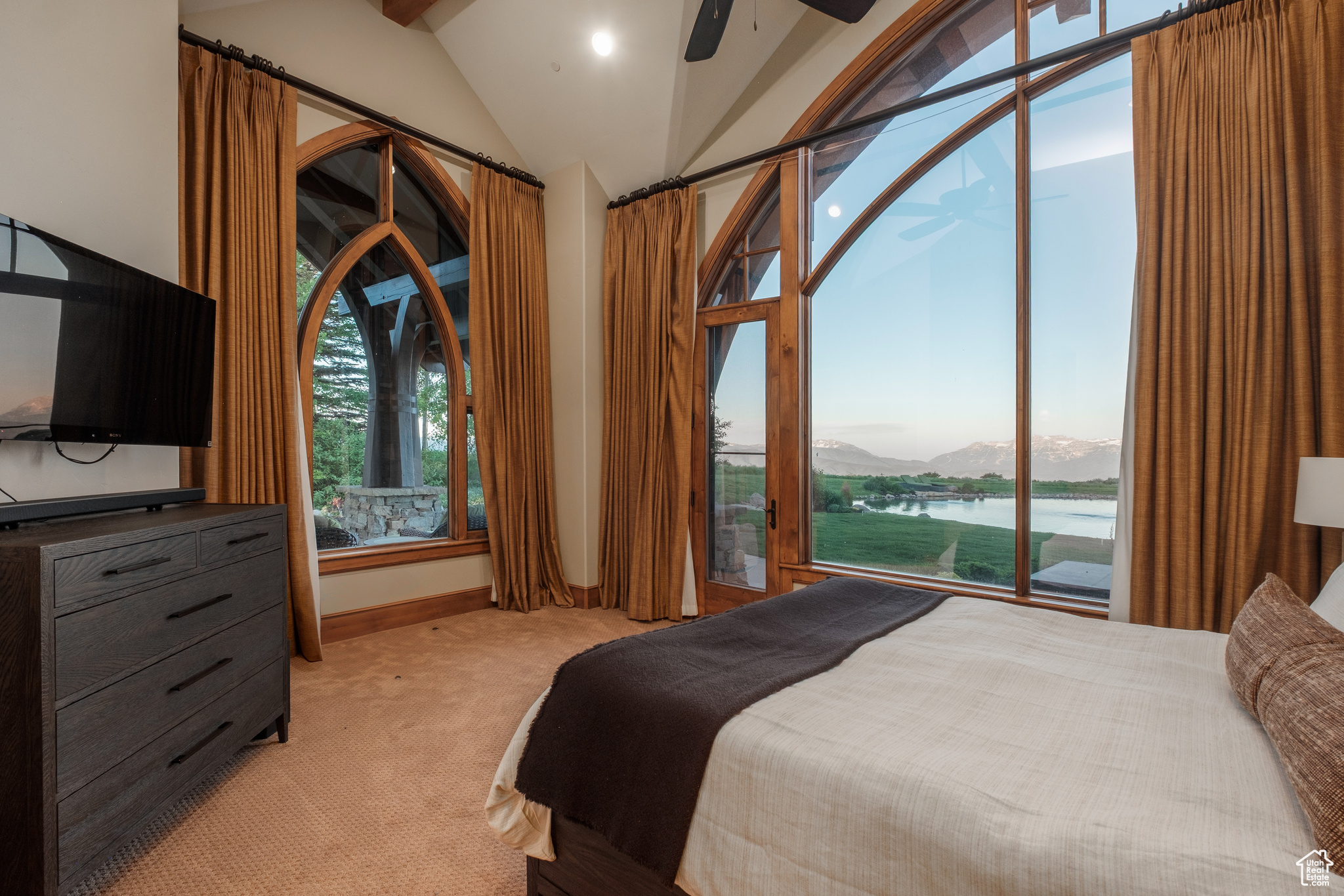 WOLF CREEK RANCH - Residential