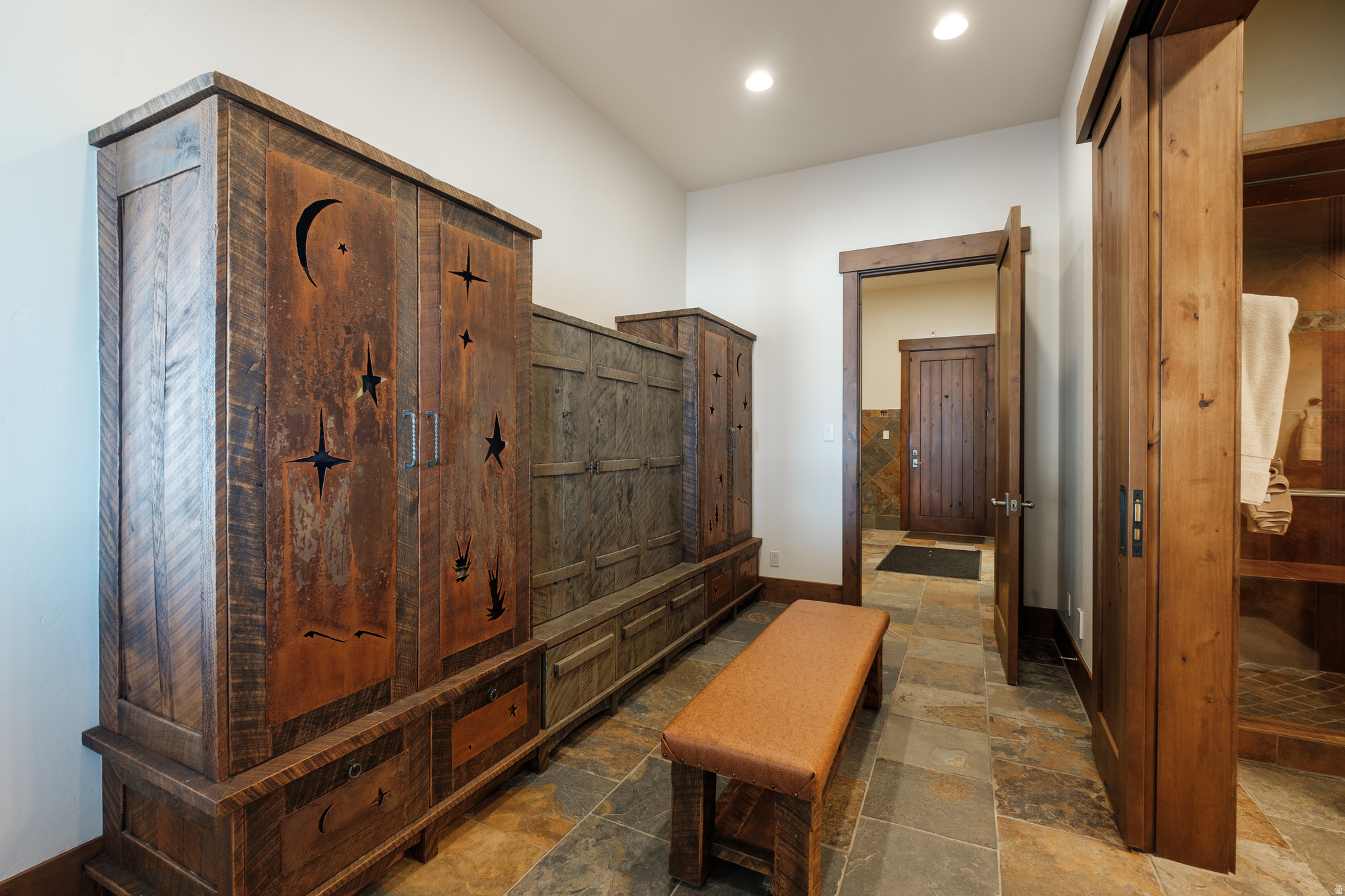 WOLF CREEK RANCH - Residential